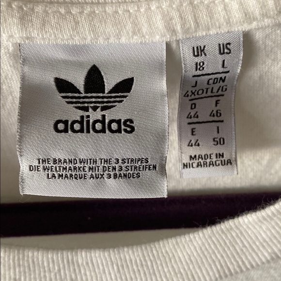 🤍Adidas White Tee with Leopard Print Logo - Large - Picture 4 of 4